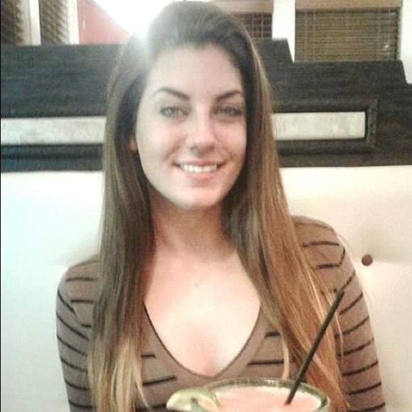 Meet your Posher, John’ee - Picture 2 of 4